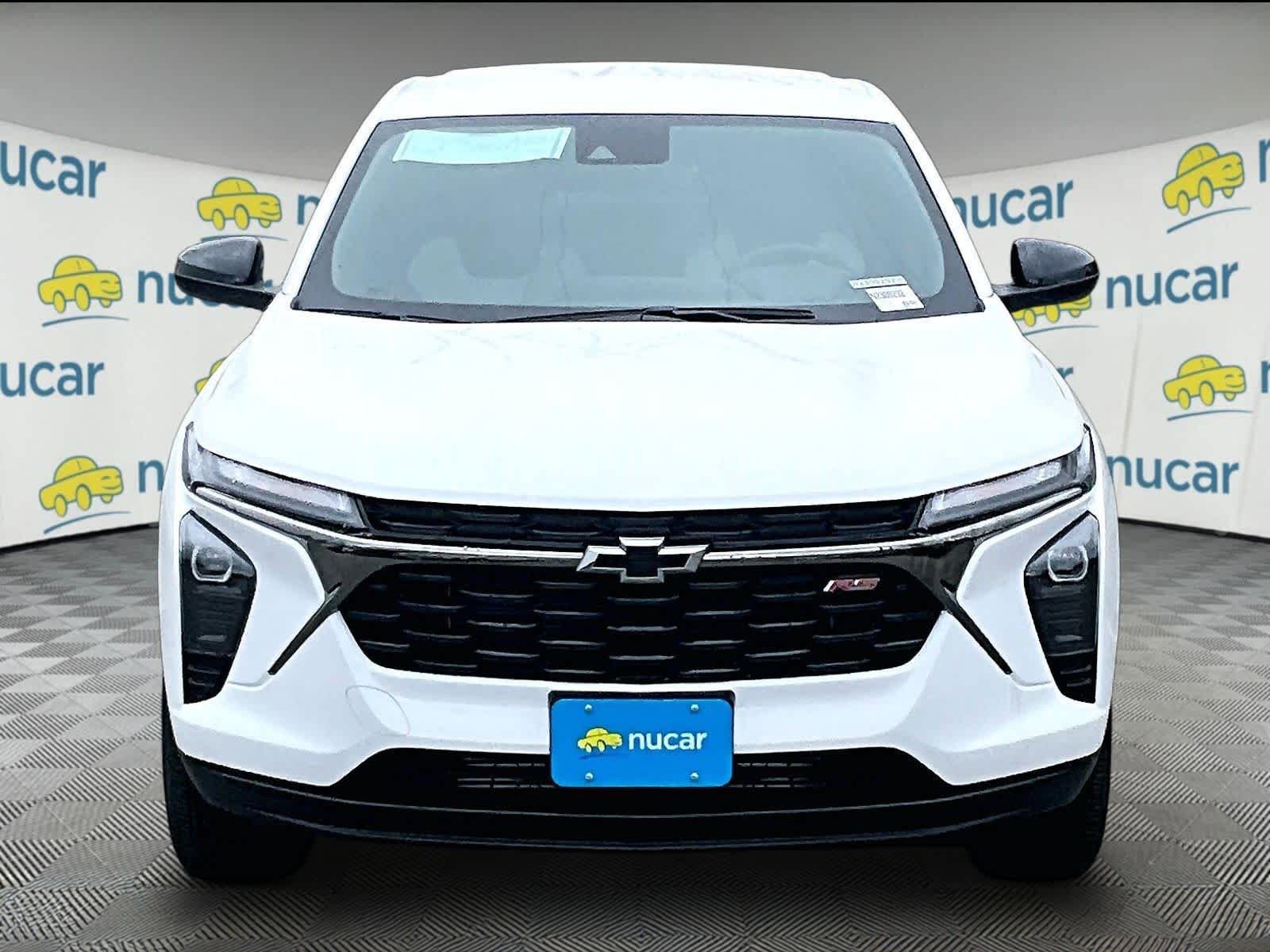 New 2026 Chevrolet Trax RS w/ Driver Confidence Package FWD image 3