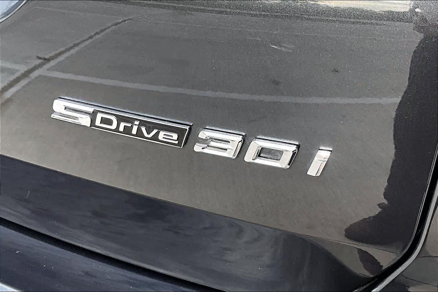 Used 2024 BMW X3 sDrive30i w/ Premium Package RWD image 9