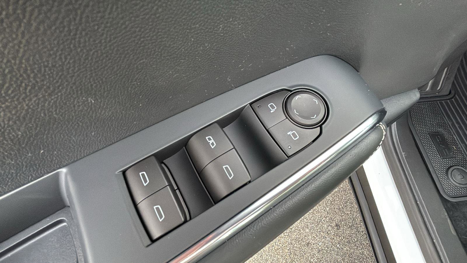 New 2026 GMC Acadia Elevation image 11