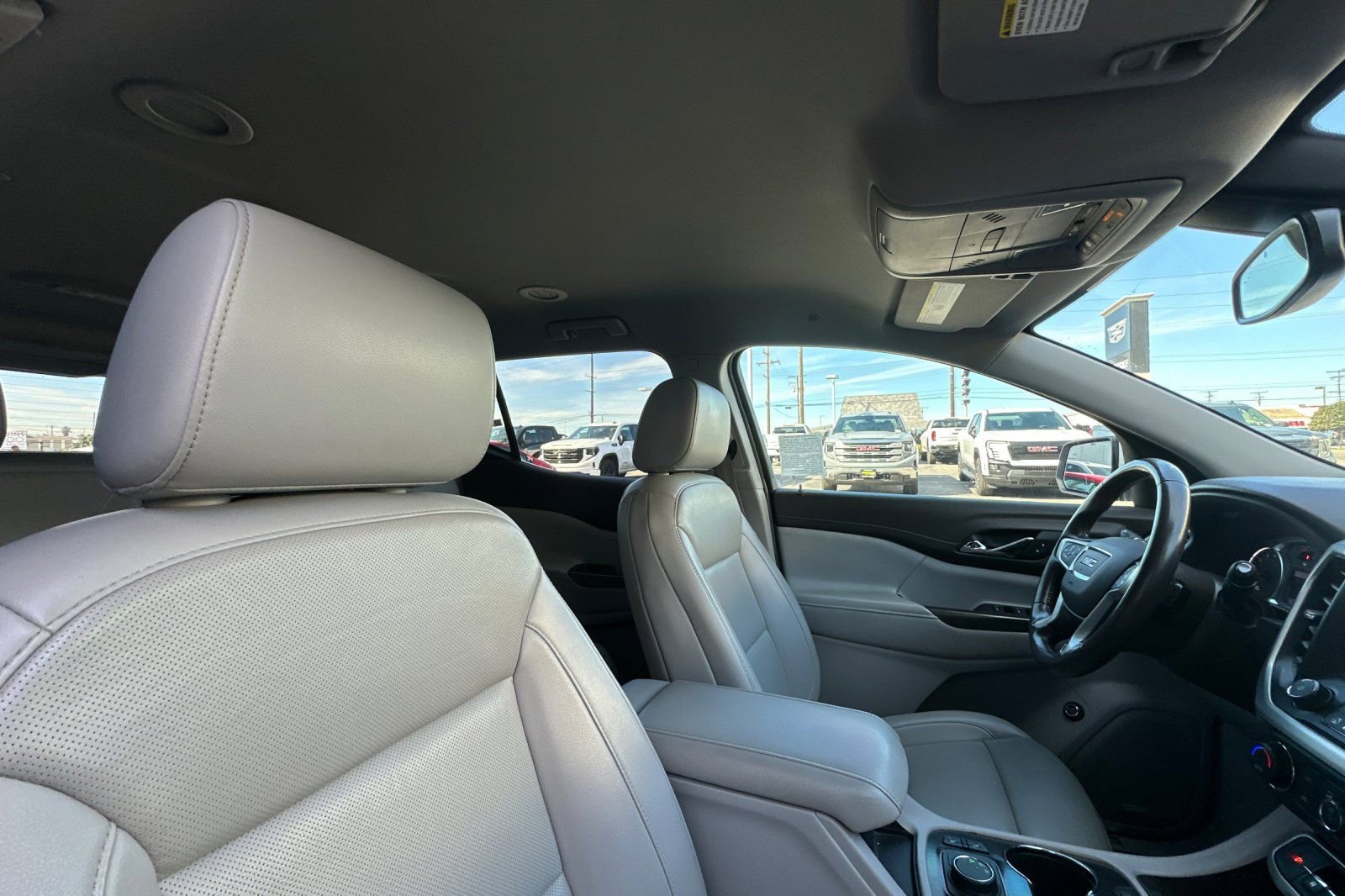 Used 2021 GMC Acadia SLT image 22