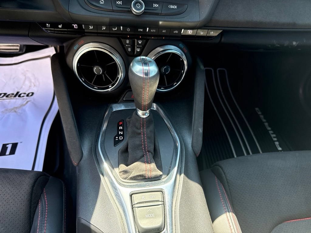 Used 2018 Chevrolet Camaro ZL1 RWD image 17