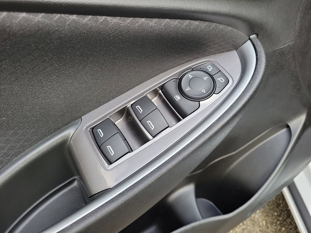 Used 2025 Chevrolet Malibu RS FWD image 16