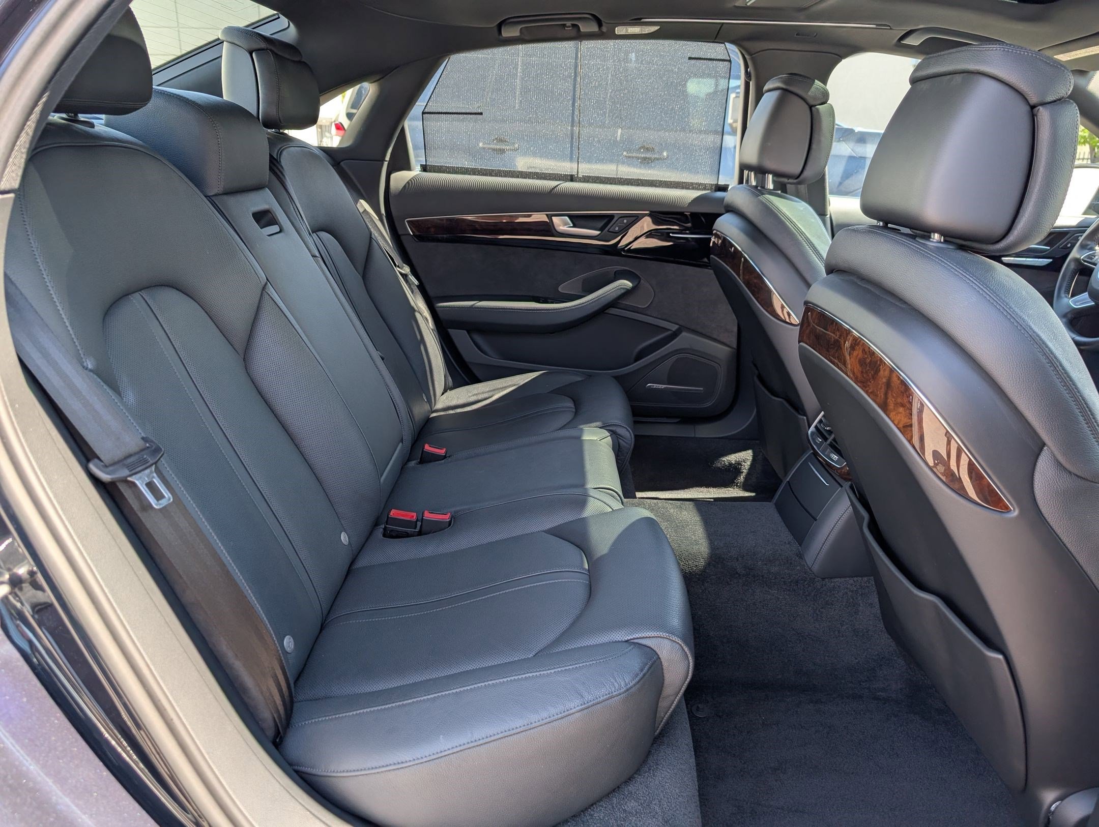 Used 2016 Audi A8 L TDI w/ Executive Package image 30