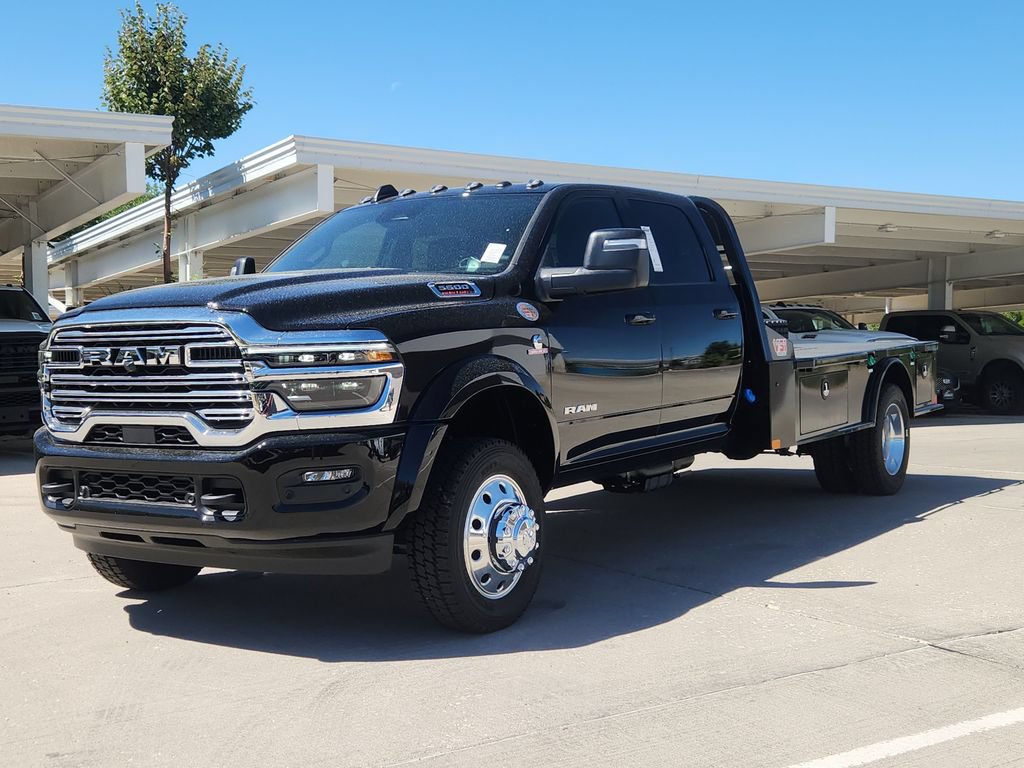 New 2026 RAM 5500 4x4 Crew Cab w/ Laramie Trim Package image 4