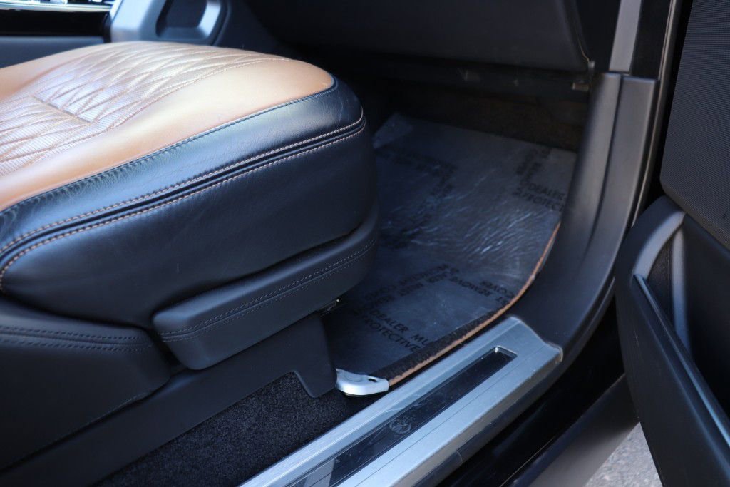 Used 2020 Land Rover Range Rover SV Autobiography Dynamic AWD/4WD image 36