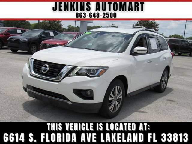 Used 2020 Nissan Pathfinder SV