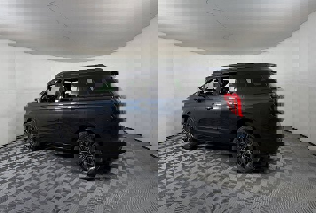 New 2025 Ford Expedition Platinum w/ Stealth Performance Package image 3