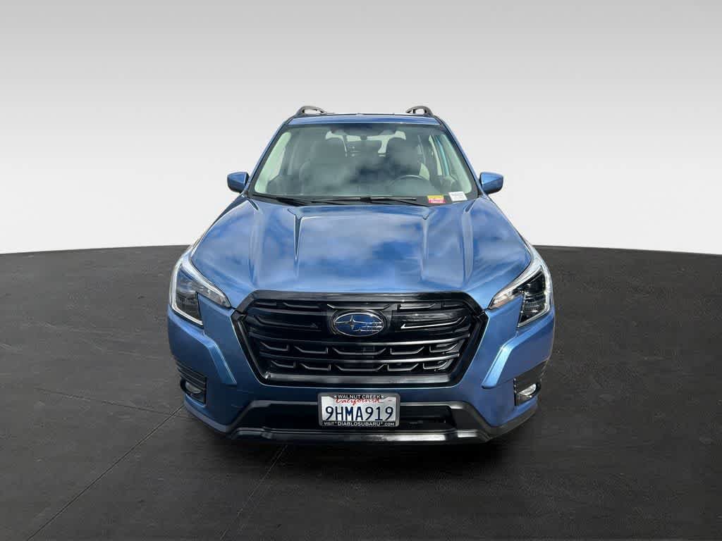 Certified 2023 Subaru Forester Premium AWD/4WD image 7