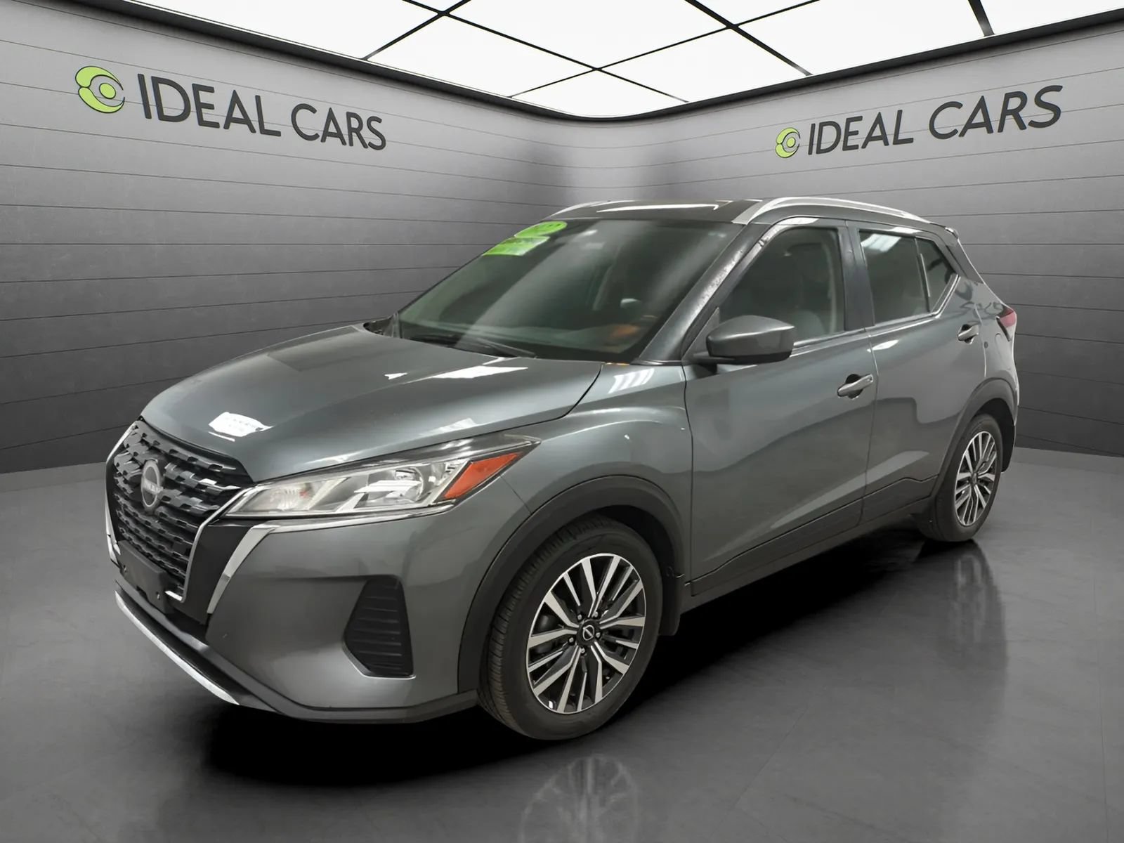 Used 2022 Nissan Kicks SV