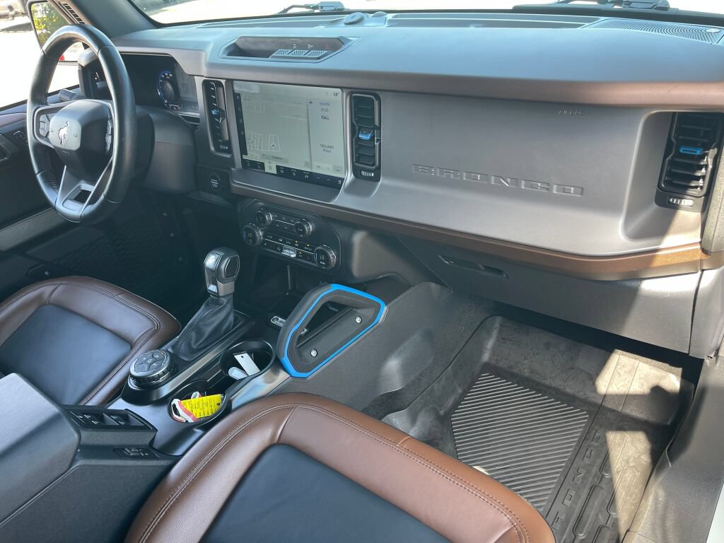 Used 2023 Ford Bronco Outer Banks AWD/4WD image 31
