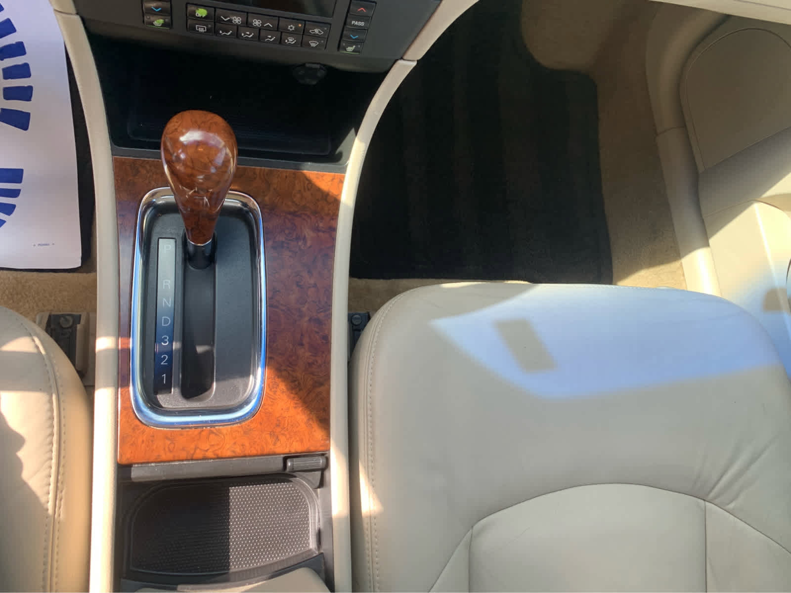 Used 2005 Buick LaCrosse CXS w/ Gold Convenience Package FWD image 19
