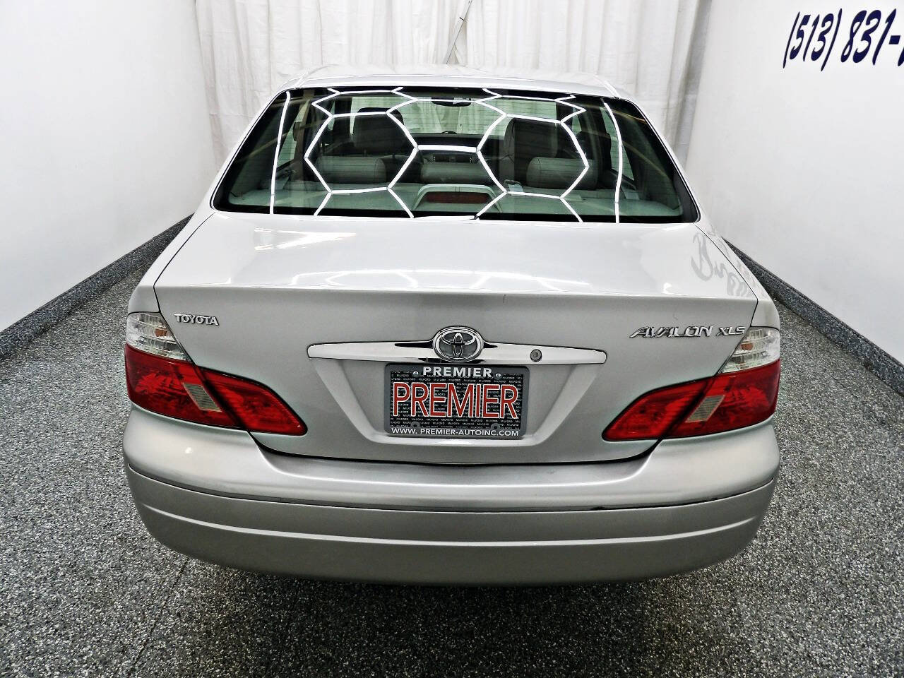 Used 2003 Toyota Avalon XLS image 5