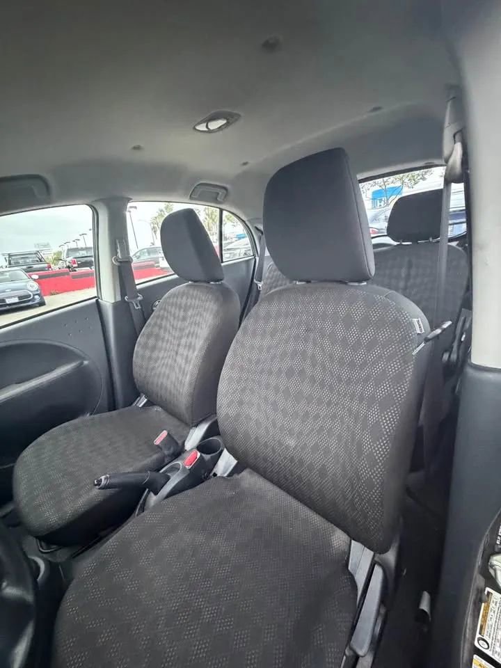 Used 2012 Mitsubishi i ES image 8