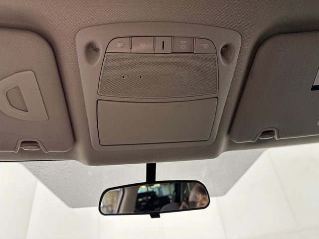 Used 2018 Nissan Rogue SV image 24