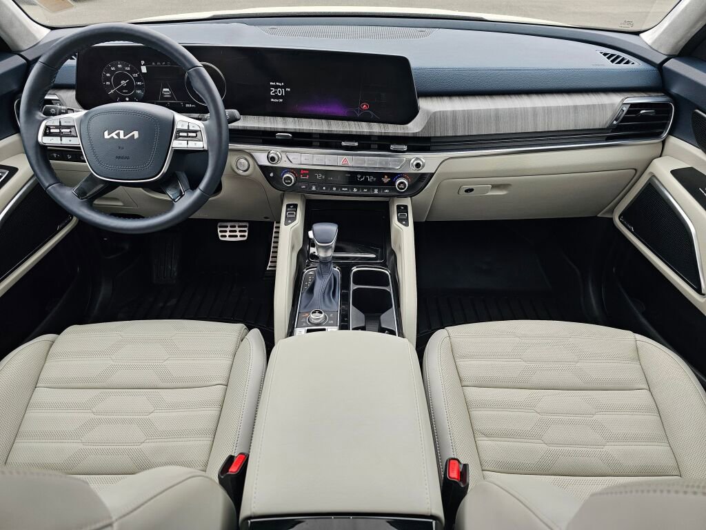 Used 2024 Kia Telluride SX Prestige AWD/4WD image 9