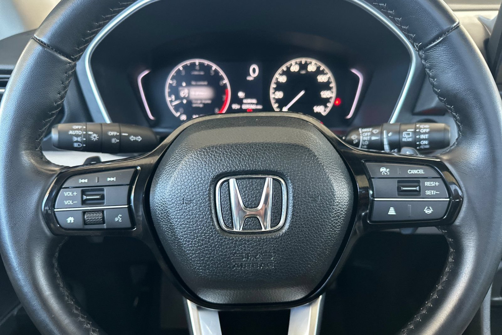 Certified 2025 Honda Pilot Touring image 22
