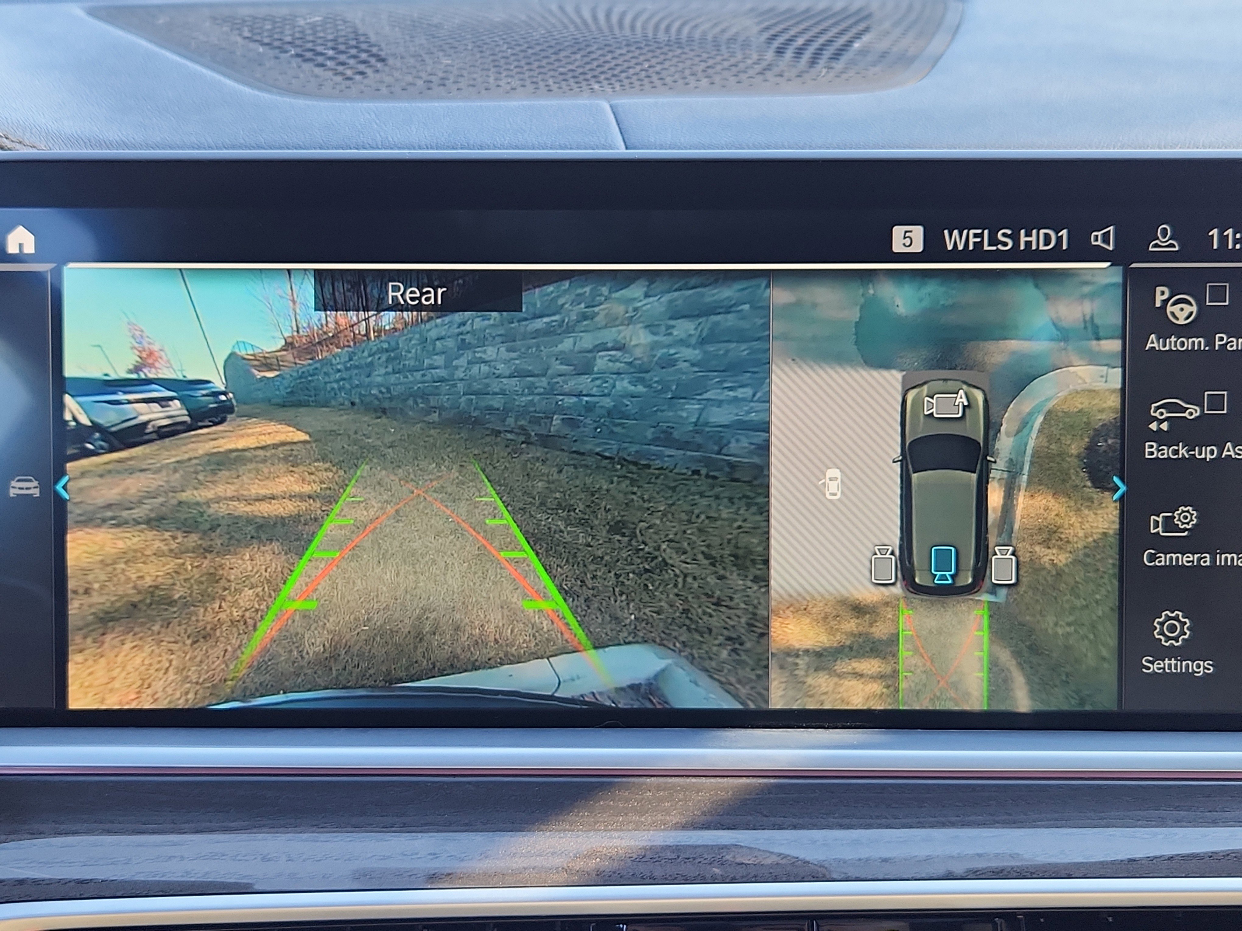 Used 2022 BMW X5 xDrive45e w/ Climate Comfort Package image 23