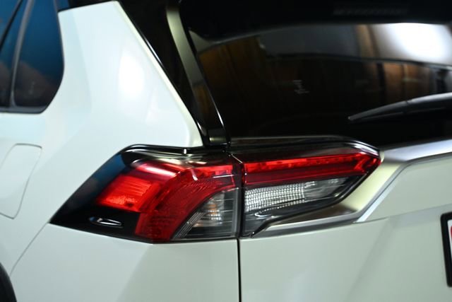 Used 2022 Toyota RAV4 Limited w/ Limited Grade Weather Package image 17