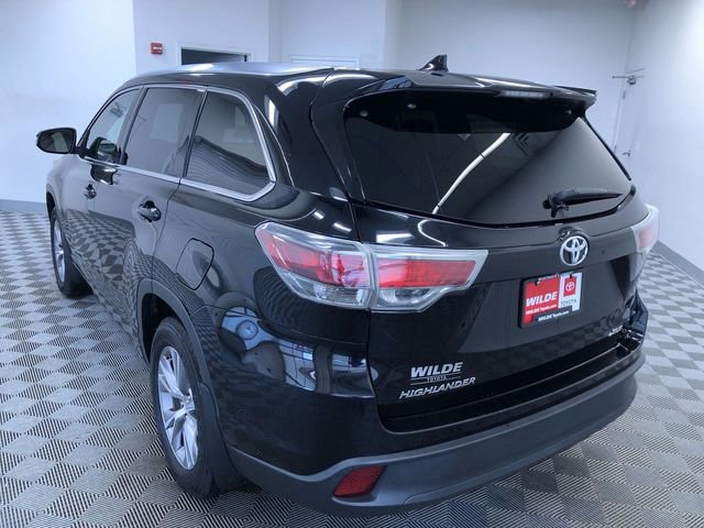 Used 2015 Toyota Highlander XLE image 12