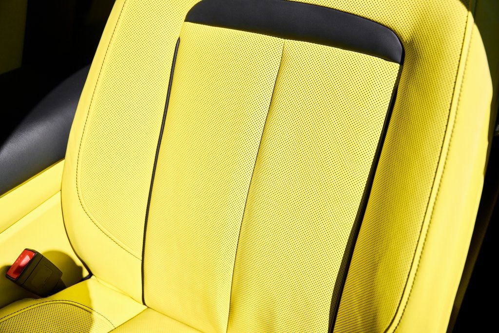 Used 2022 Rolls-Royce Cullinan Black Badge w/ Dark Exterior Package image 55