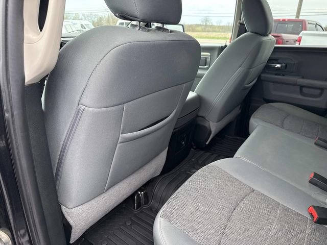 Used 2018 RAM 1500 SLT AWD/4WD image 24