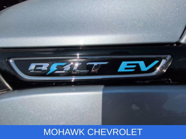 Used 2017 Chevrolet Bolt LT FWD image 31