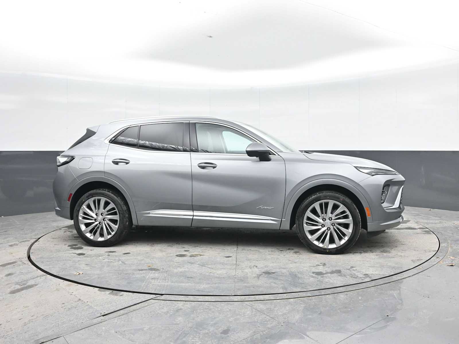 New 2026 Buick Envision Avenir image 8