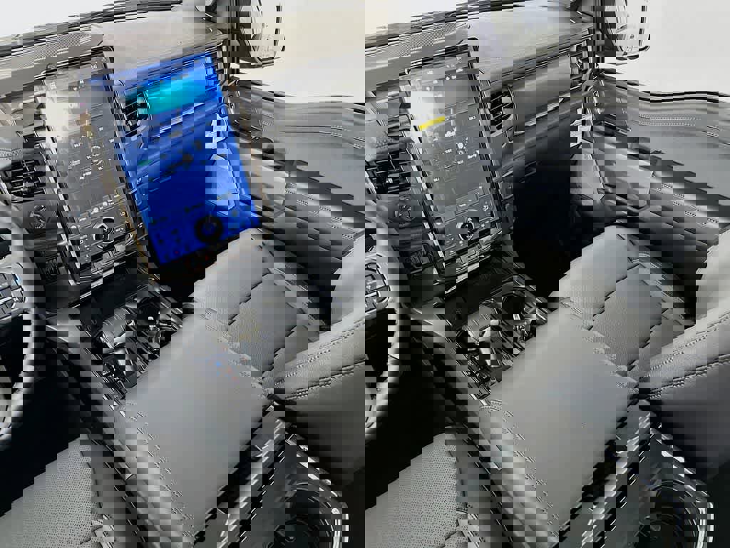 New 2025 Ford F150 Lightning Lariat AWD/4WD image 11