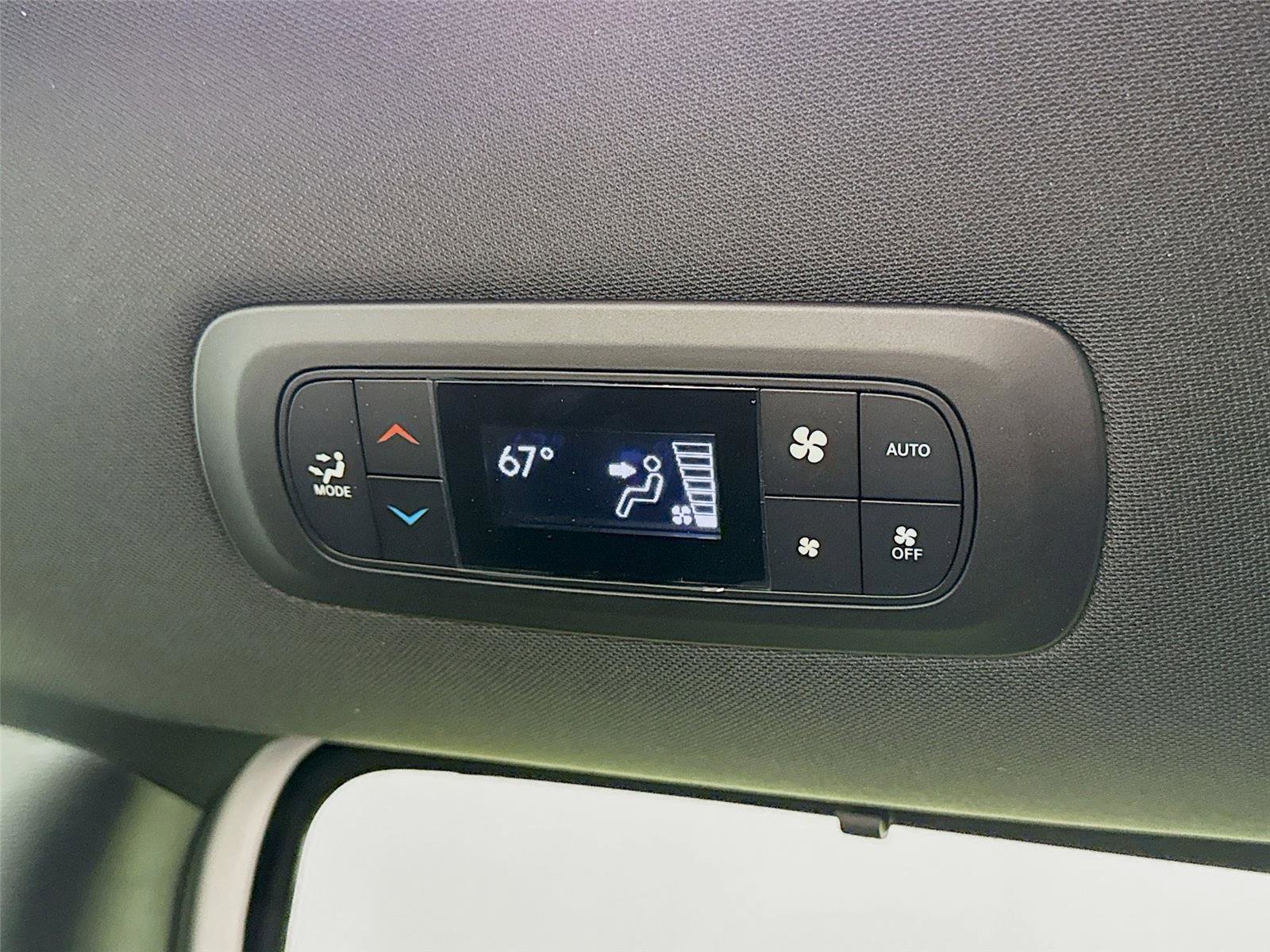 New 2026 Chrysler Pacifica Select image 26