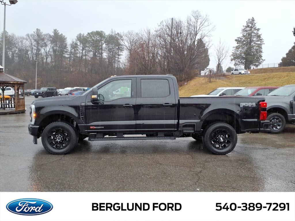 New 2026 Ford F250 Lariat w/ Black Appearance Package image 7