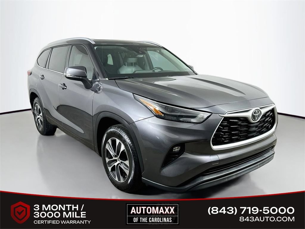 Used 2023 Toyota Highlander XLE