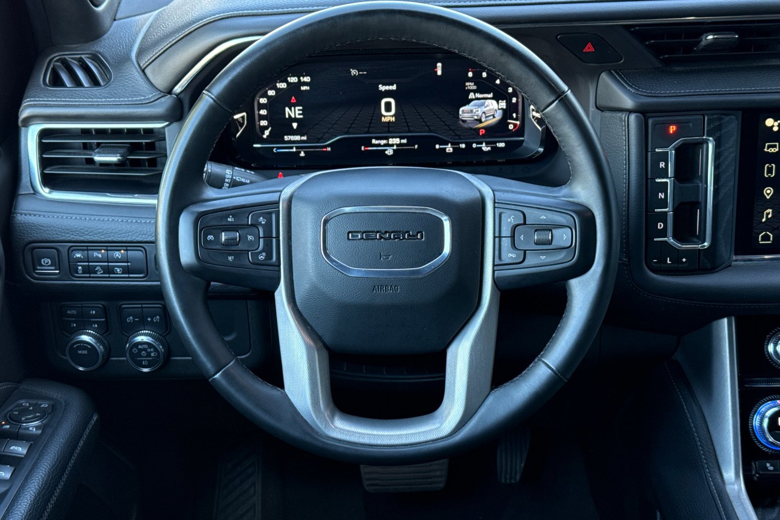 Used 2023 GMC Yukon Denali image 18