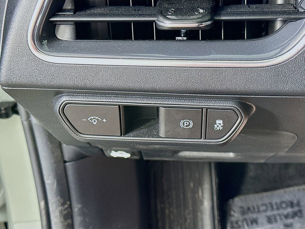 Used 2025 Kia K4 EX image 20