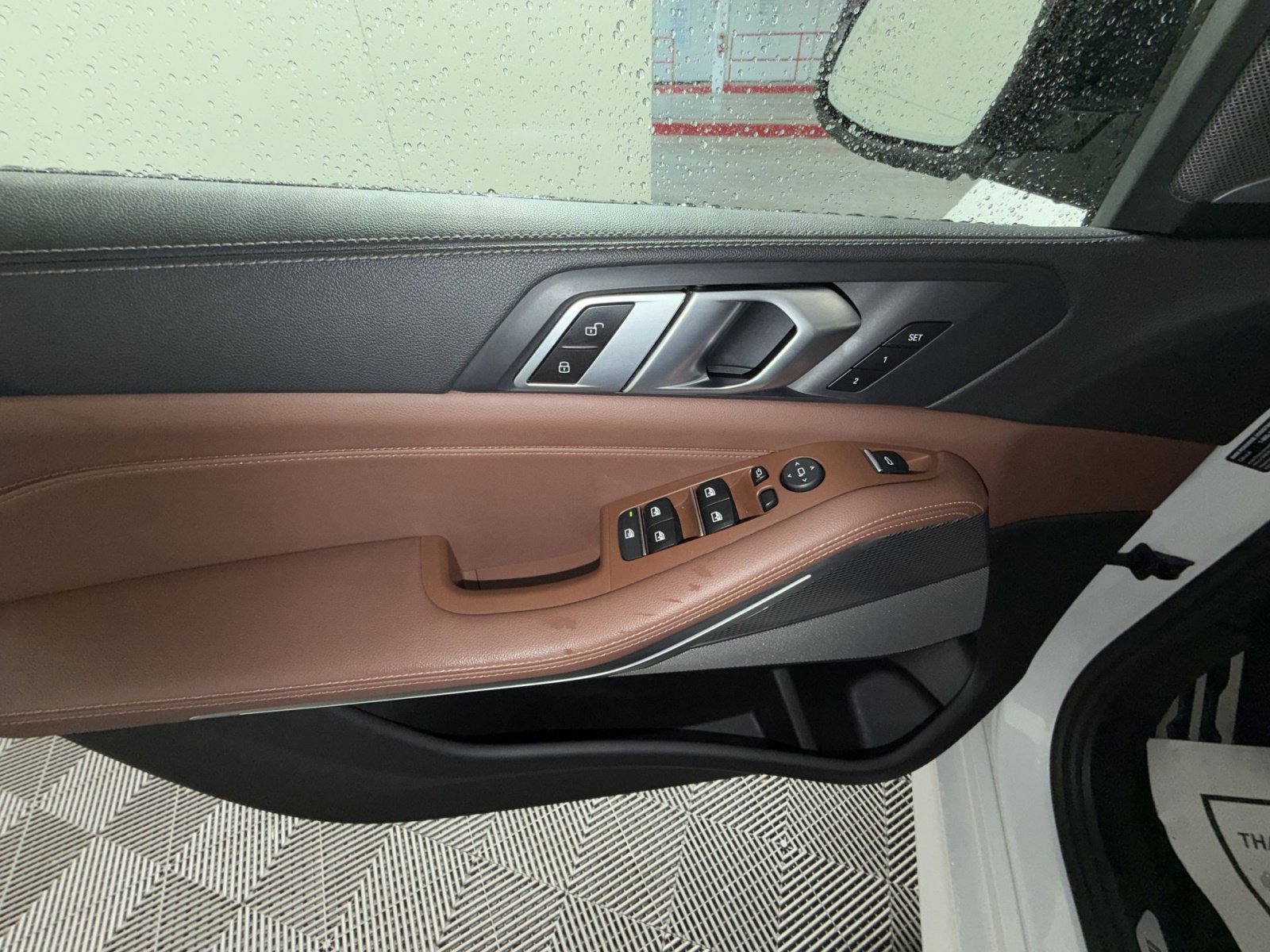 Used 2021 BMW X5 xDrive40i w/ M Sport Package image 15