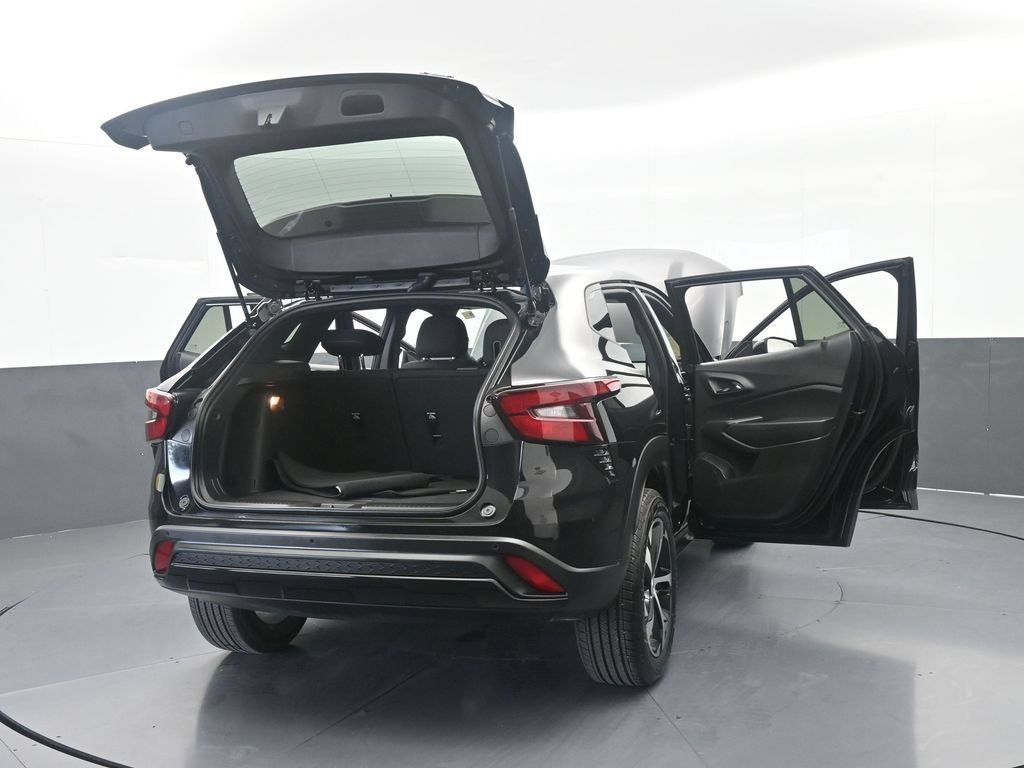 Used 2025 Chevrolet Trax RS w/ Driver Confidence Package FWD image 69