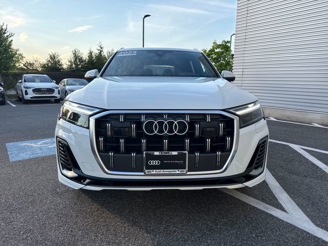 Used 2025 Audi Q7 3.0T Premium Plus w/ Premium Plus Package AWD/4WD image 8