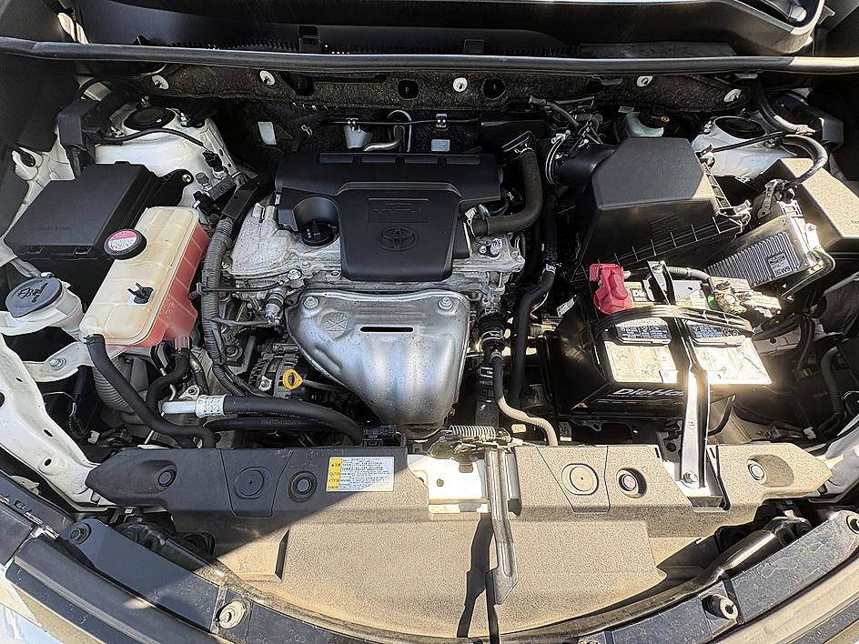 Used 2016 Toyota RAV4 SE FWD image 23
