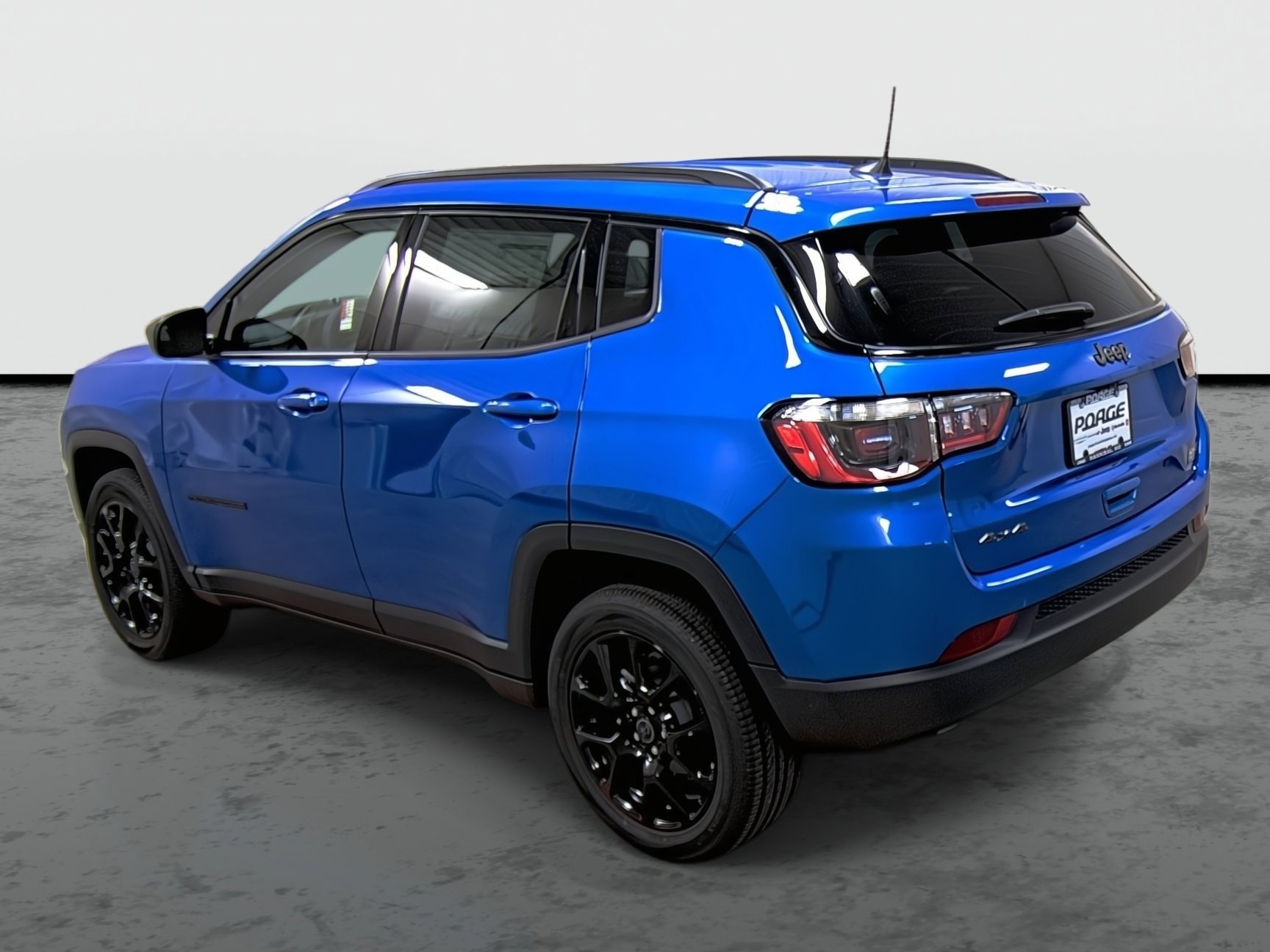 New 2026 Jeep Compass Latitude image 2