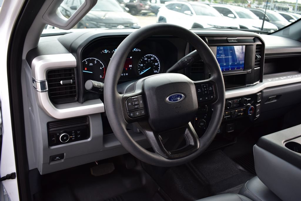 Used 2025 Ford F350 XL AWD/4WD image 45
