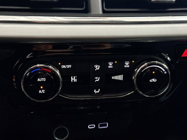 New 2026 Chevrolet Trax LT w/ LPO, Blackout Package image 16