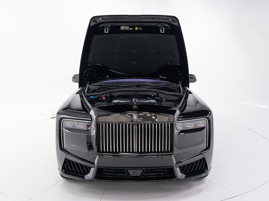 Certified 2026 Rolls-Royce Cullinan Black Badge AWD/4WD image 52