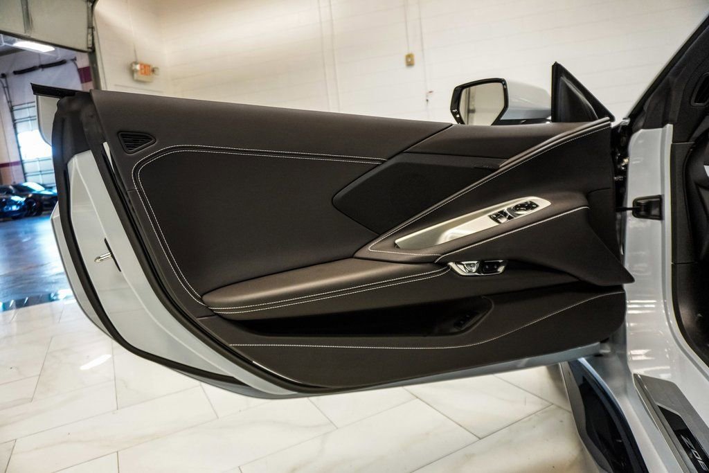 Used 2024 Chevrolet Corvette Z06 image 18