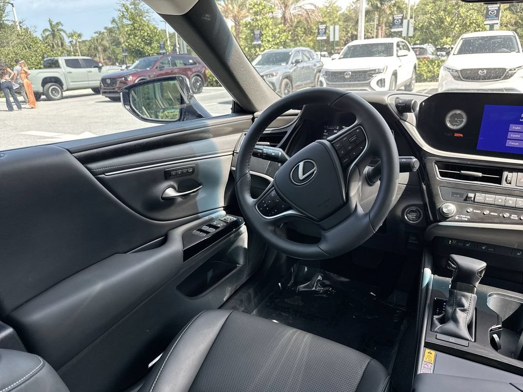 Used 2025 Lexus ES 350 w/ Premium Package FWD image 21