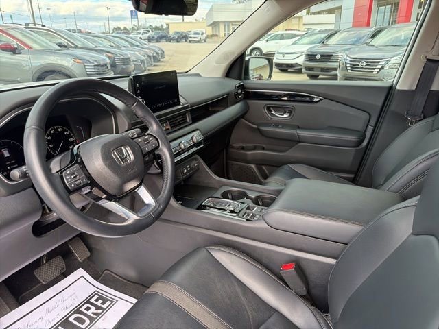 Used 2023 Honda Pilot EX-L image 10