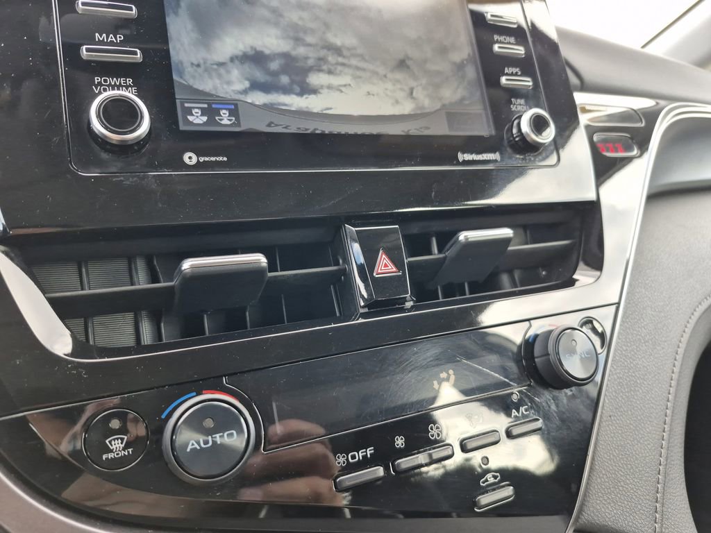 Used 2023 Toyota Camry LE image 22