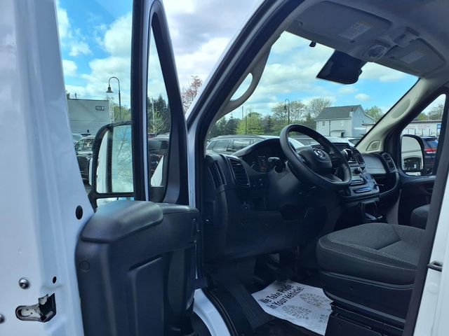 Used 2024 RAM ProMaster 2500 w/ Convenience Group image 18