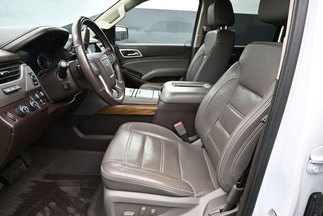 Used 2020 GMC Yukon Denali w/ Open Road Package AWD/4WD image 13