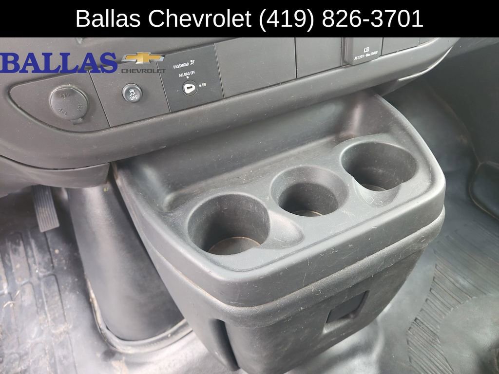 Used 2015 GMC Savana 2500 RWD image 14