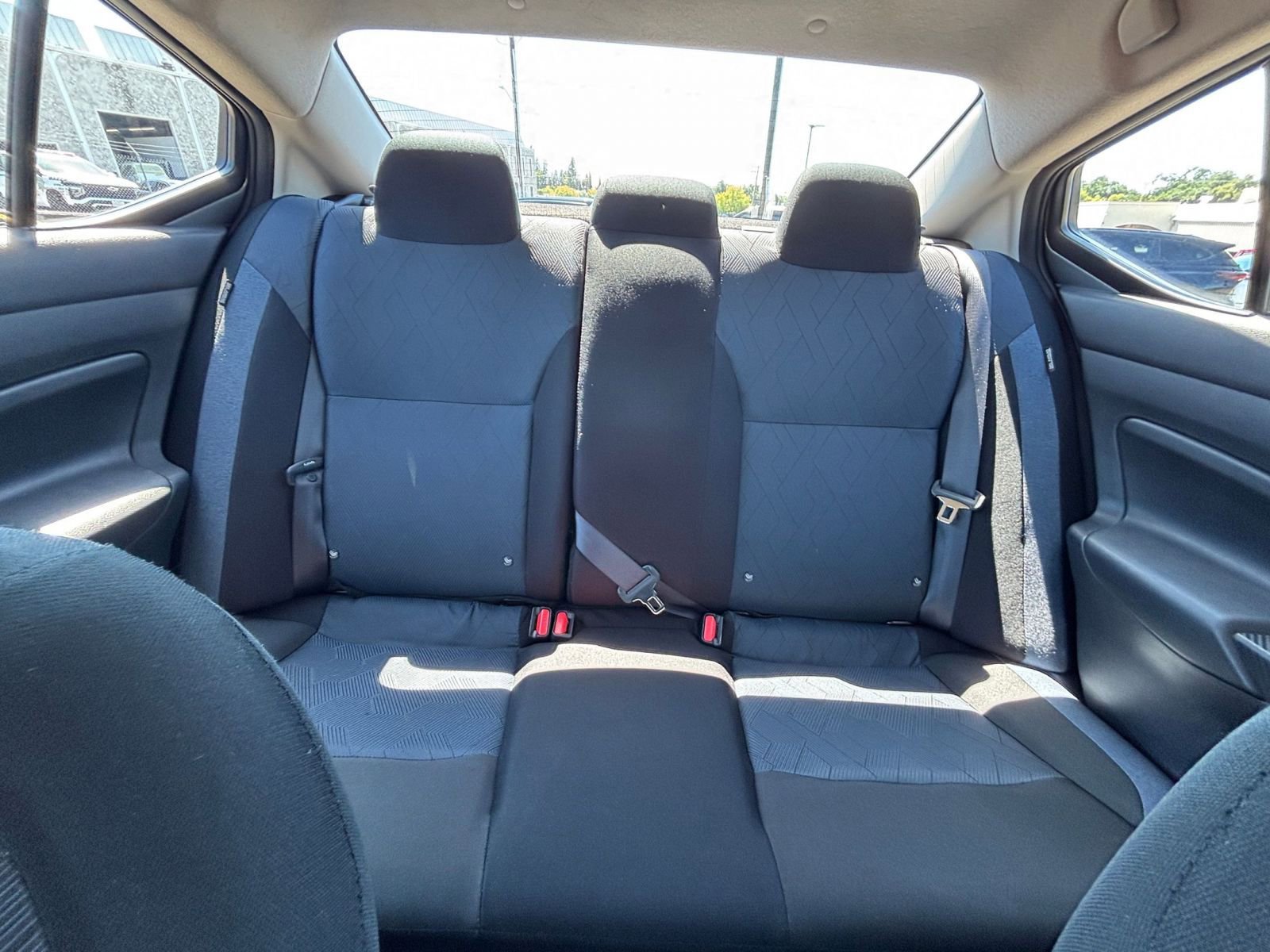 Used 2025 Nissan Versa SV FWD image 36
