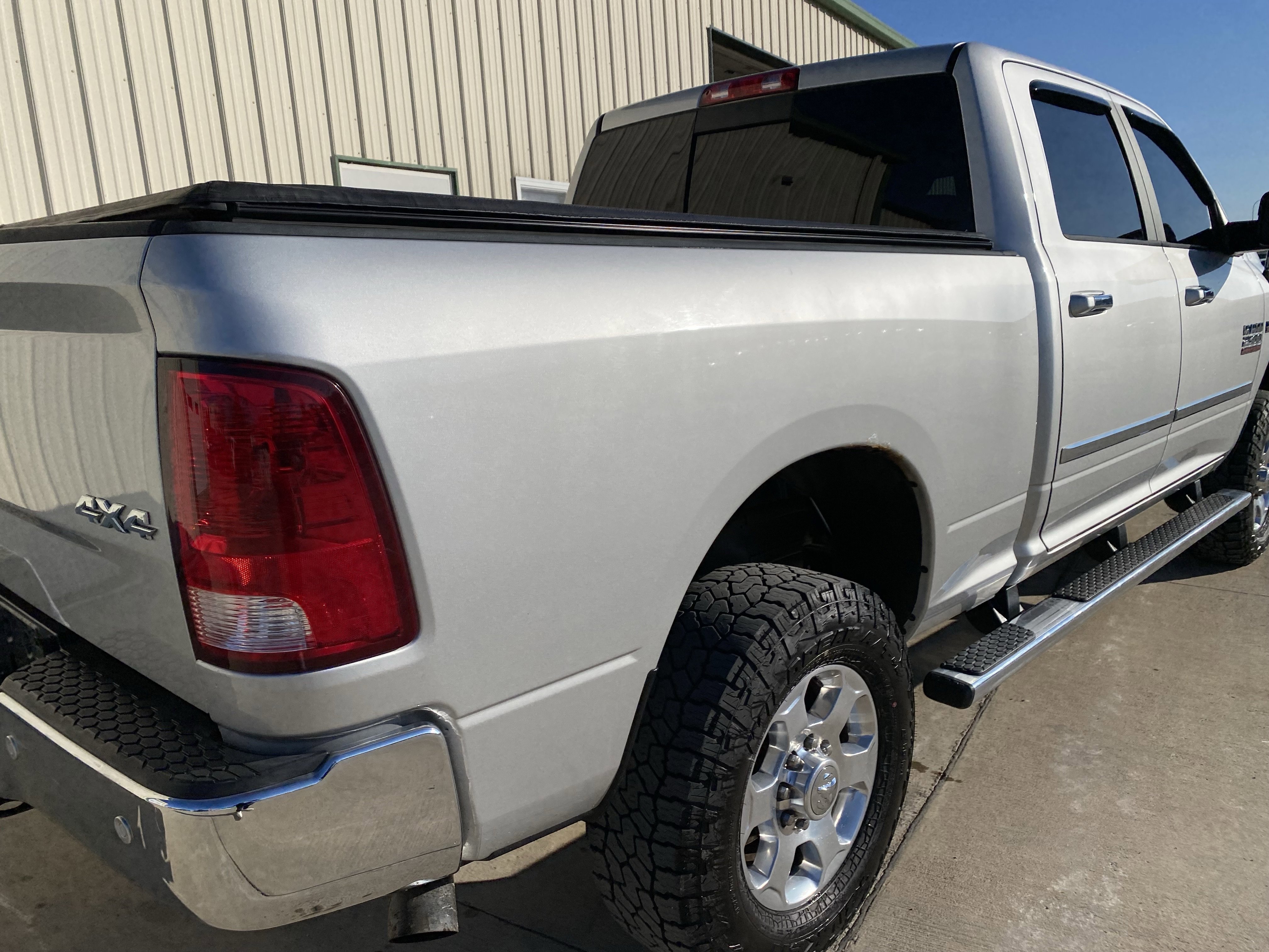 Used 2017 RAM 2500 Big Horn image 7